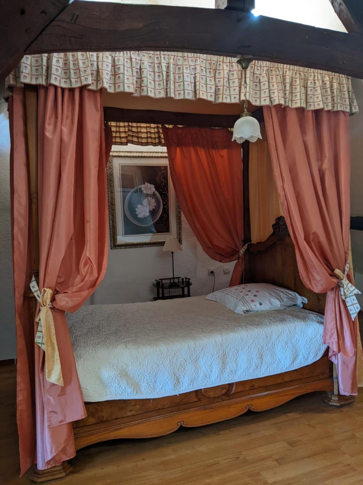 Chambre D'Hotes Saint Jacob Relais De Chasse Du XVIII Siecle Les Fougerêts Εξωτερικό φωτογραφία